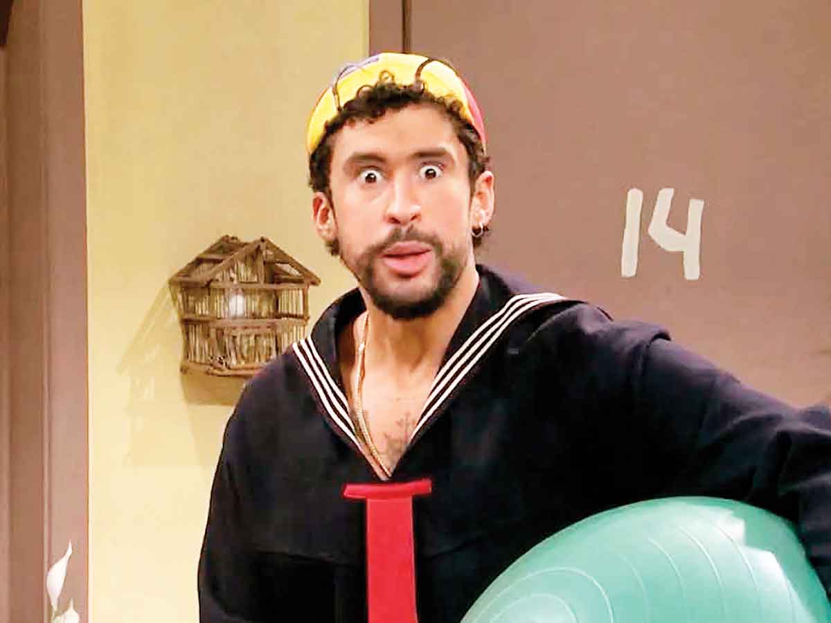 La Encantadora Colaboración: Florinda Meza y Bad Bunny unen fuerzas en "Quico"