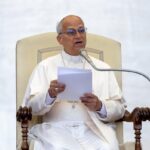 La Cruz Roja española despliega su acción solidaria en Ucrania: Camiones cargados de esperanza y ayuda llegan a los damnificados.