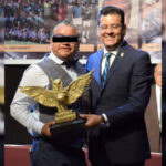 Un reconocido periodista enfrenta juicio por delitos sexuales: la paralización de una carrera profesional