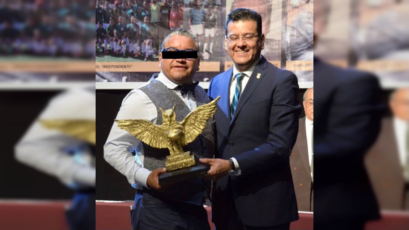 Un reconocido periodista enfrenta juicio por delitos sexuales: la paralización de una carrera profesional