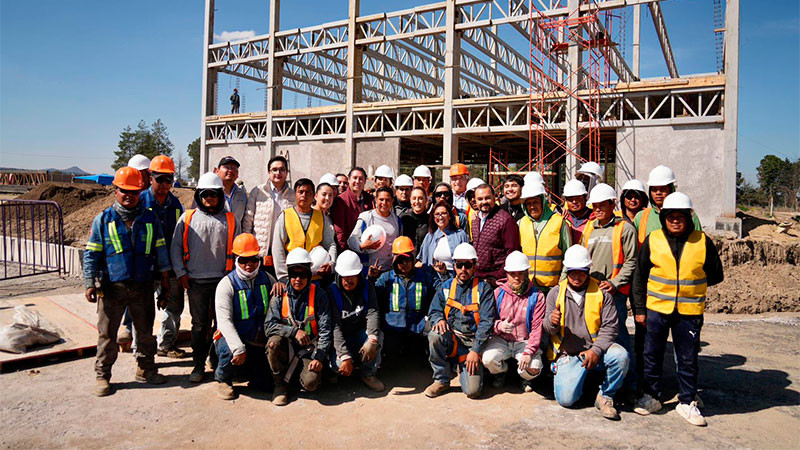 La Alcaldesa Sheinbaum Inicia Vuela sobre la Región Central con Visita a Tlaxcala y Hidalgo: Unidad y Desarrollo para una Mejora Comunitaria