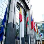 La Unión Europea se enfrenta a una crisis diplomática: la reciente escalada de tensiones con EE. UU. impone un alto a los planes comerciales clave y plantea el riesgo de un nuevo conflicto global.