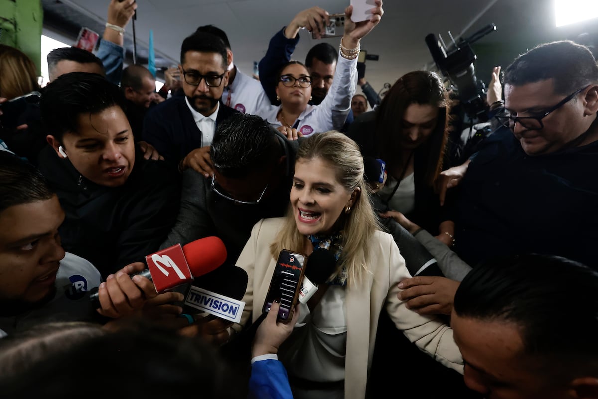 Costa Rica elige presidente bajo el fuerte influjo de Bukele