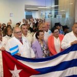Honduras cancelará convenio con Cuba; 169 médicos deberán abandonar el país